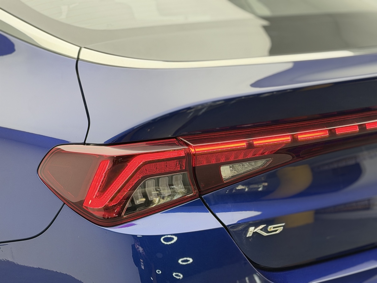 Kia K5 2020 car image #8