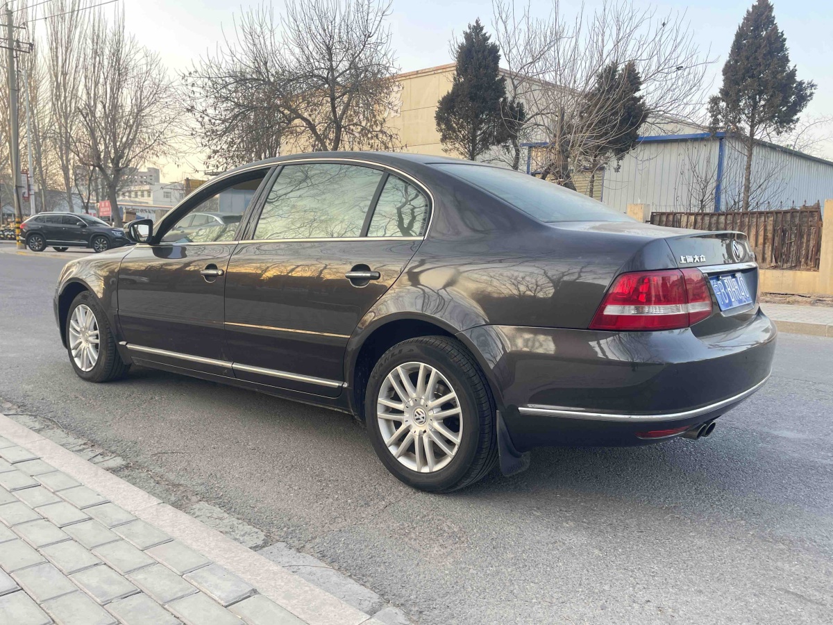 Volkswagen Passat Lingyu 2010 #8 Volkswagen Passat Lingyu 2010 car image #8