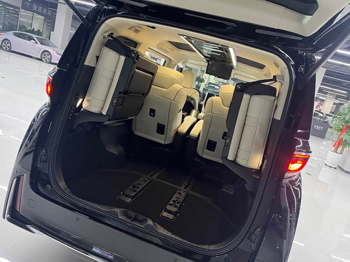 丰田 威尔法 2024 汽车图片 #8