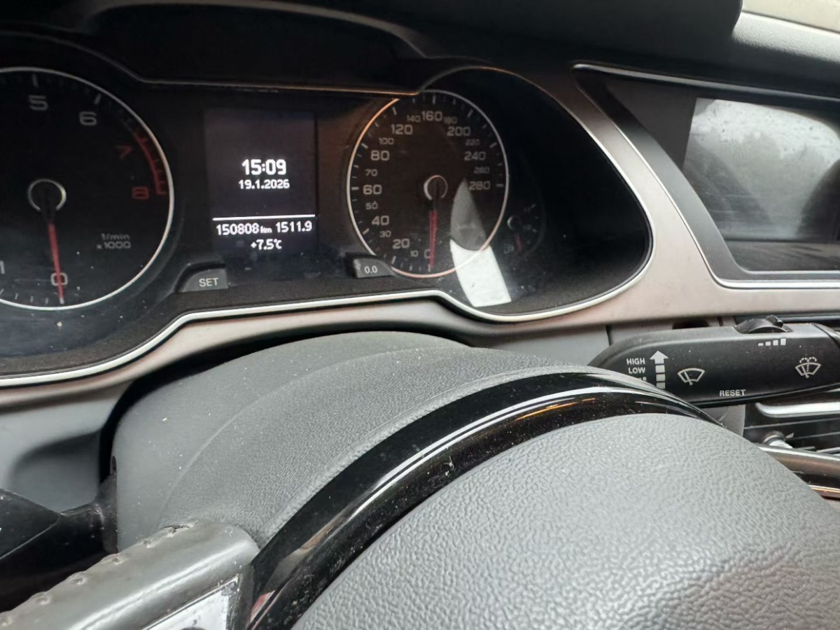 Audi A4L 2016 #8 Audi A4L 2016 car image #8