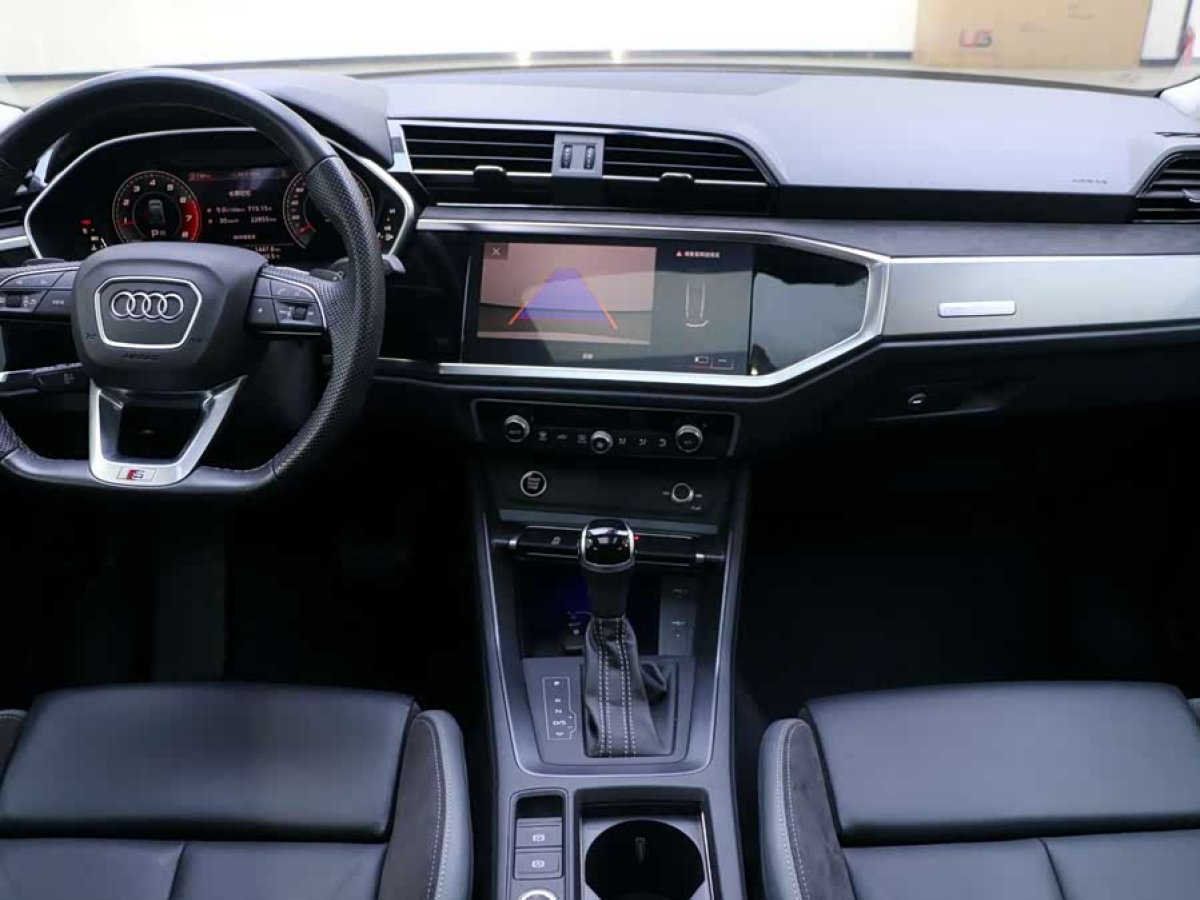 Audi Q3 Sportback 2023 #8 Audi Q3 Sportback 2023 car image #8