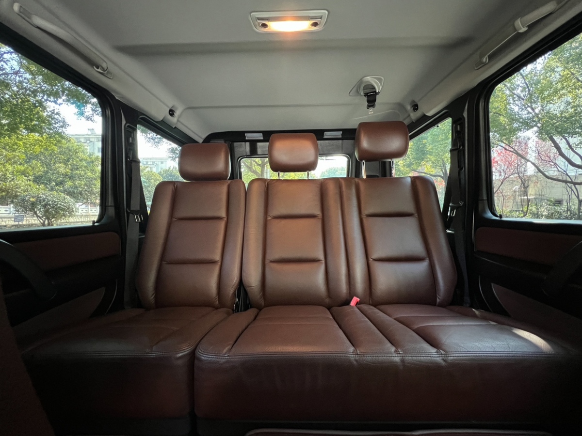 Mercedes-Benz G Class 2015 immagine di auto #8