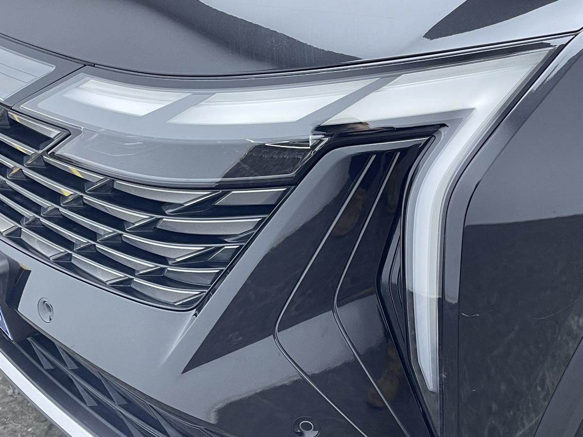 GEELY Boyue L 2022 immagine di auto #8