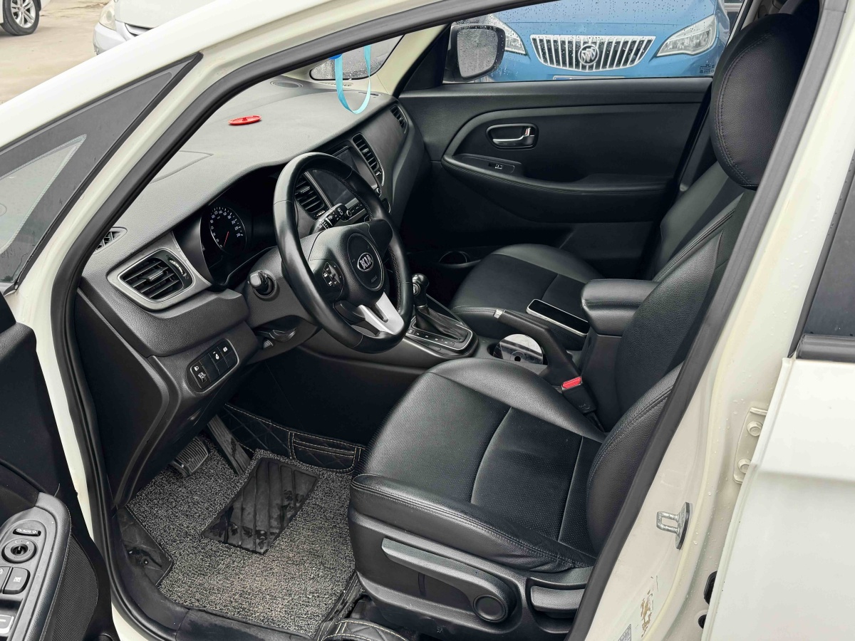 Kia Carens 2013 immagine di auto #8