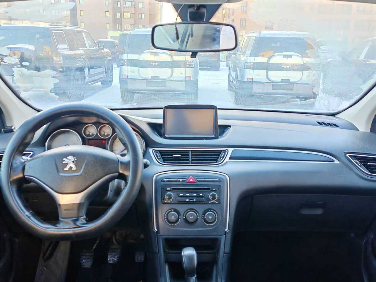 Peugeot 308 2015 car image #8