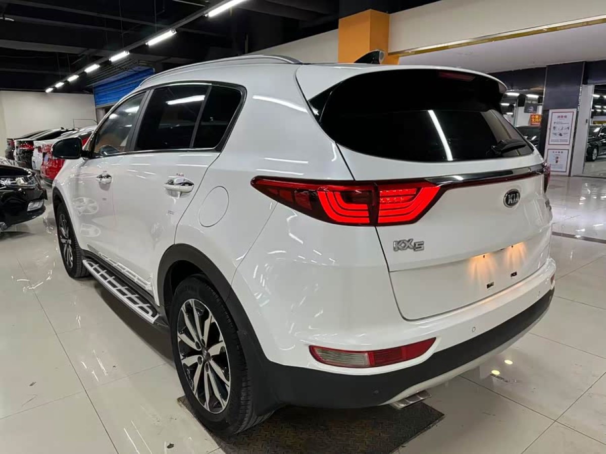 Kia KX5 2017 صورة سيارة #8