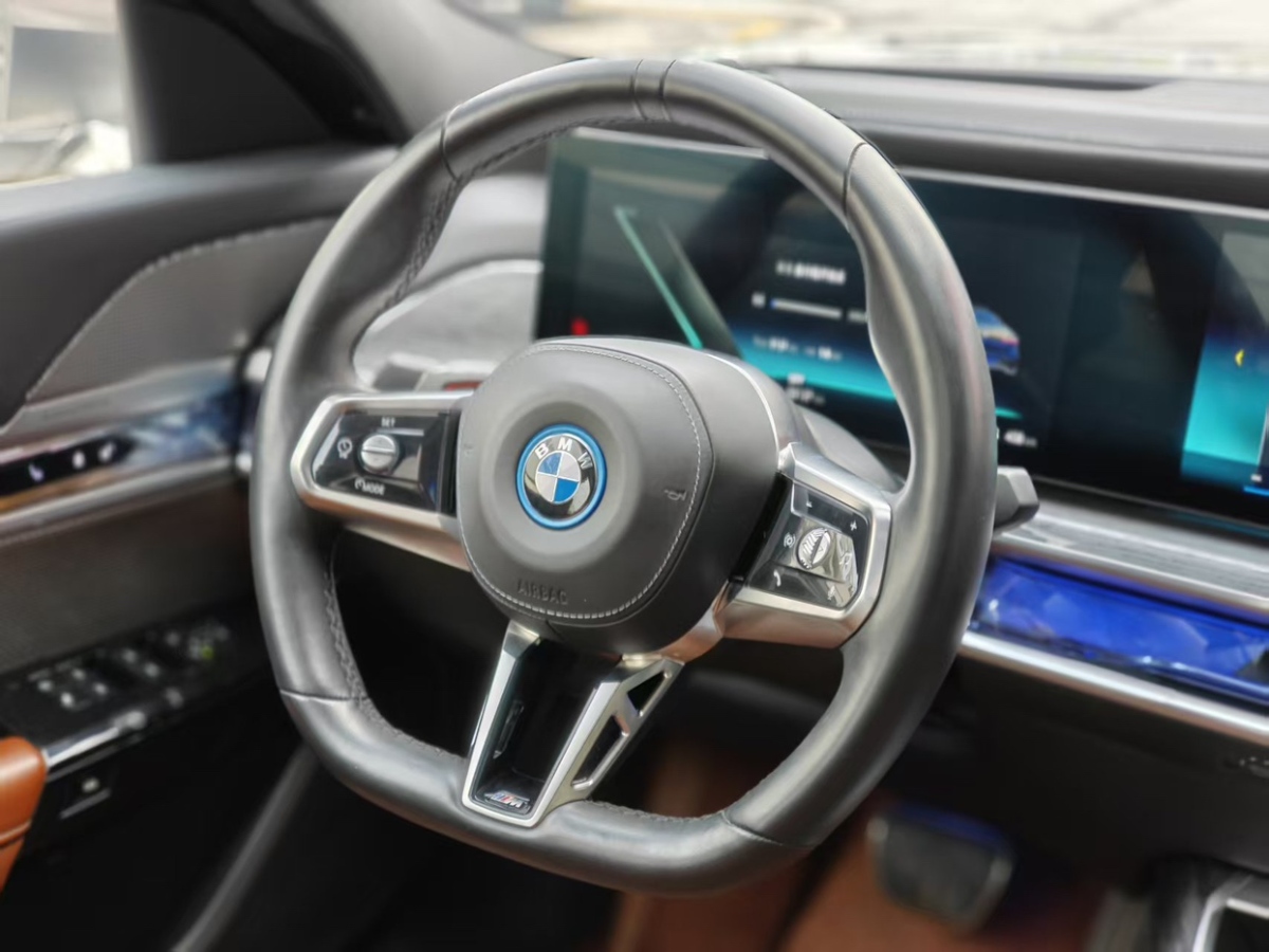 BMW i7 2024 #8 BMW i7 2024 car image #8