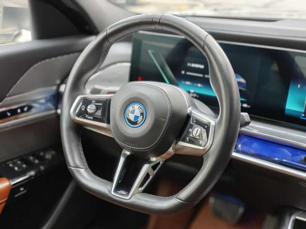 BMW i7 2024 #8 BMW i7 2024 car image #8