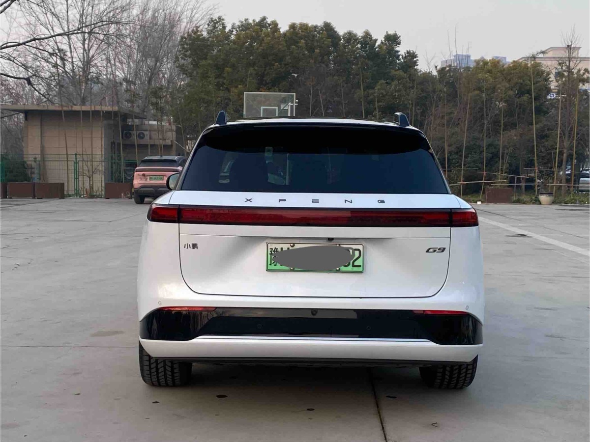 Xpeng G9 2025 immagine di auto #8