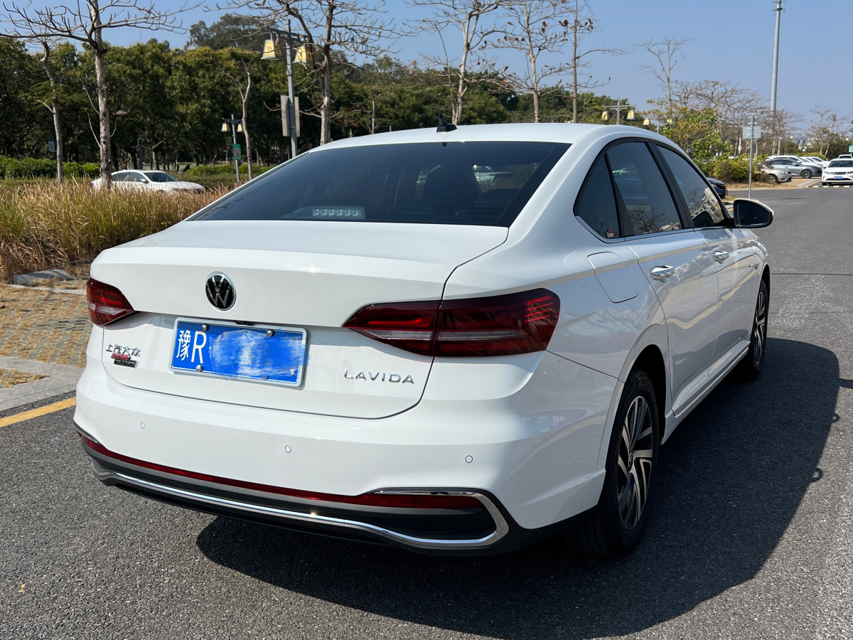 Volkswagen Lavida 2025 car image #8