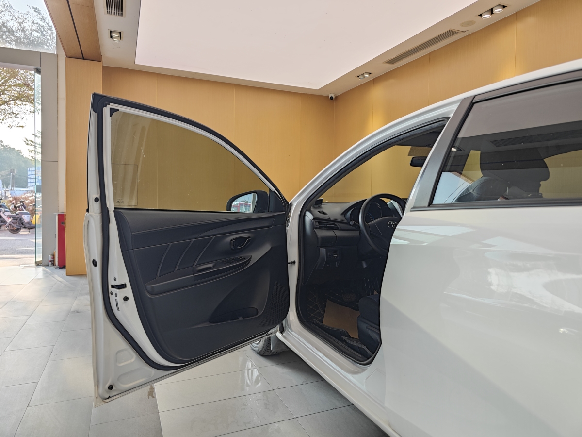 Toyota Yaris L Zhixiang 2019 صورة سيارة #8