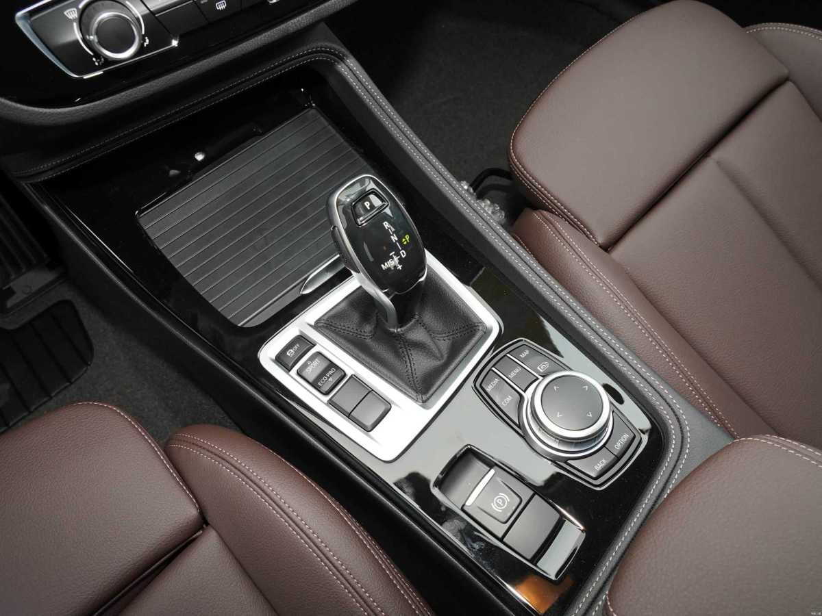 BMW 1 Series 2021 car image #8