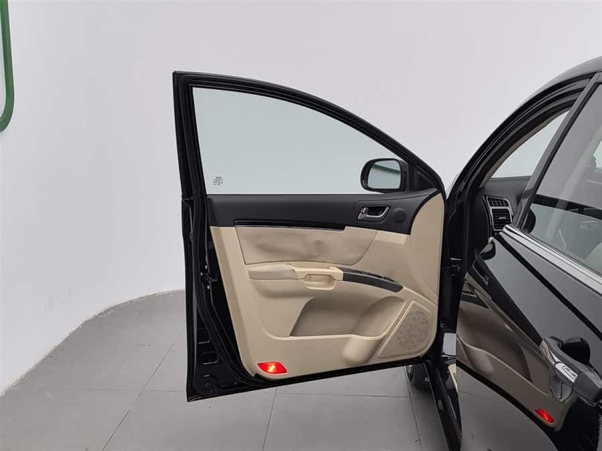 GEELY Emgrand Classic 2013 #8 GEELY Emgrand Classic 2013 car image #8