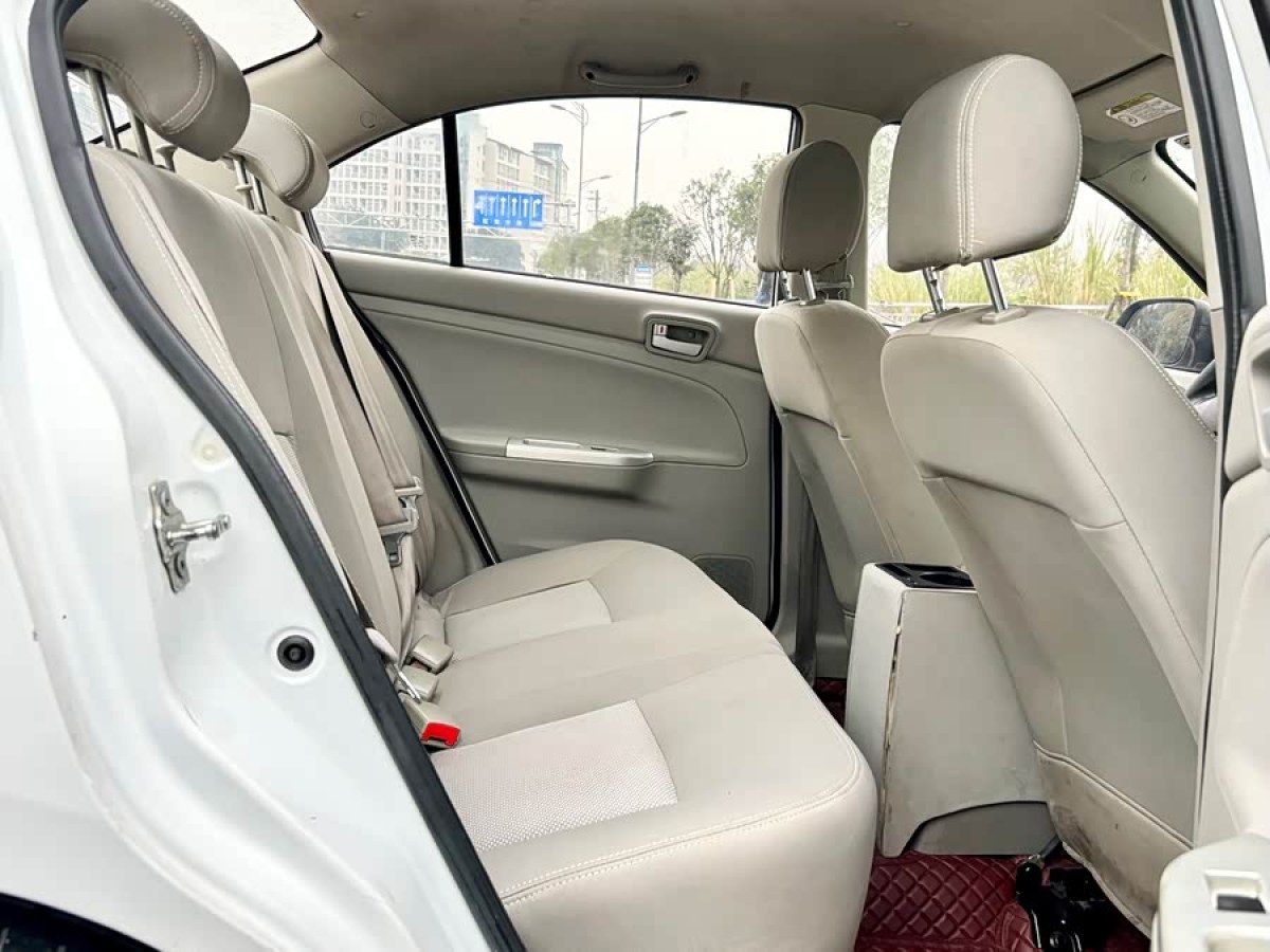 Changan Alsvin V3 2014 car image #8