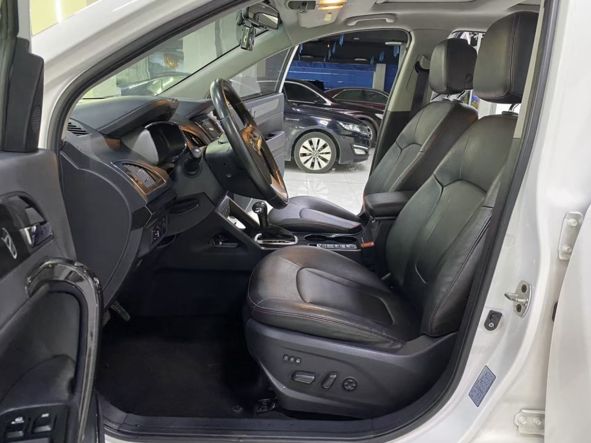 JAC 2016 #8 JAC 2016 car image #8