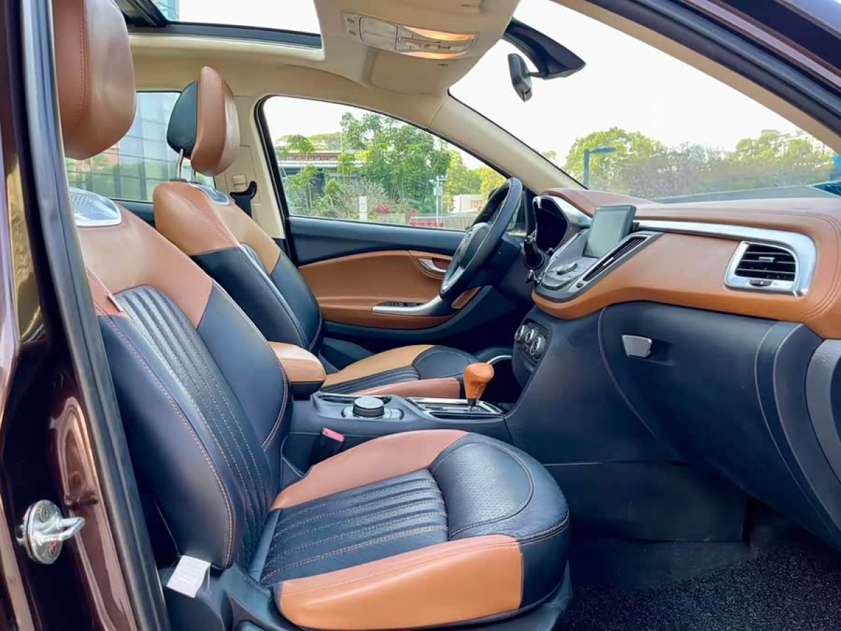 Soueast DX7 2016 car image #8