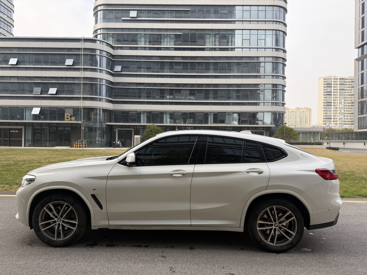 BMW X4 2019 صورة سيارة #8