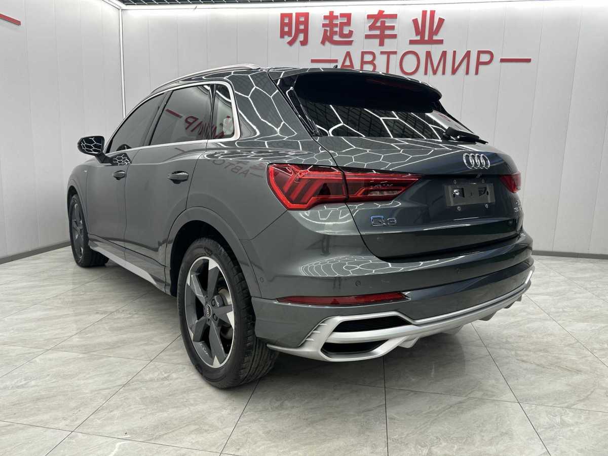 Audi Q3 2023 صورة سيارة #8