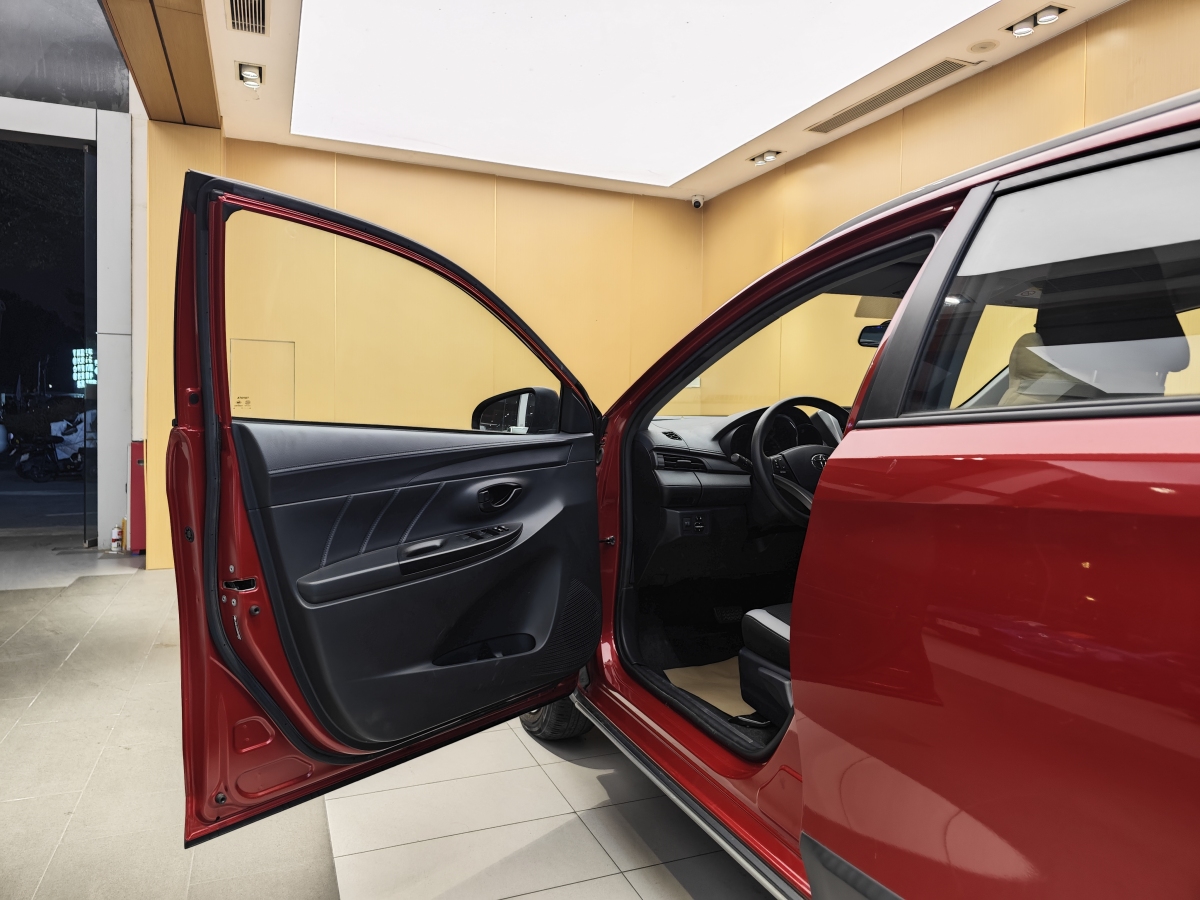 Toyota Yaris L Zhixuan 2022 immagine di auto #8