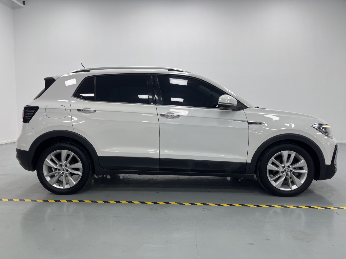 Volkswagen T-Cross 2019 car image #8