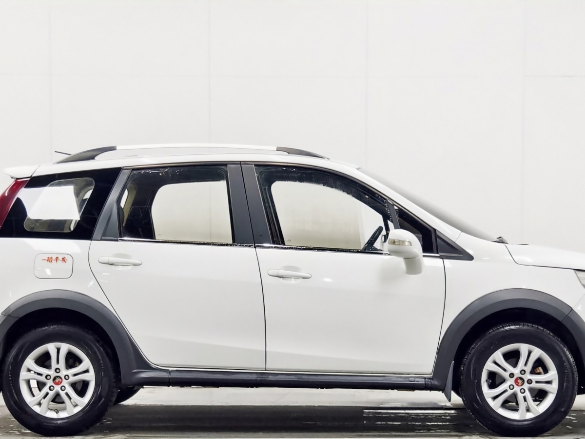 Forthing JOYEAR X3 2015 #8 Forthing JOYEAR X3 2015 immagine di auto #8