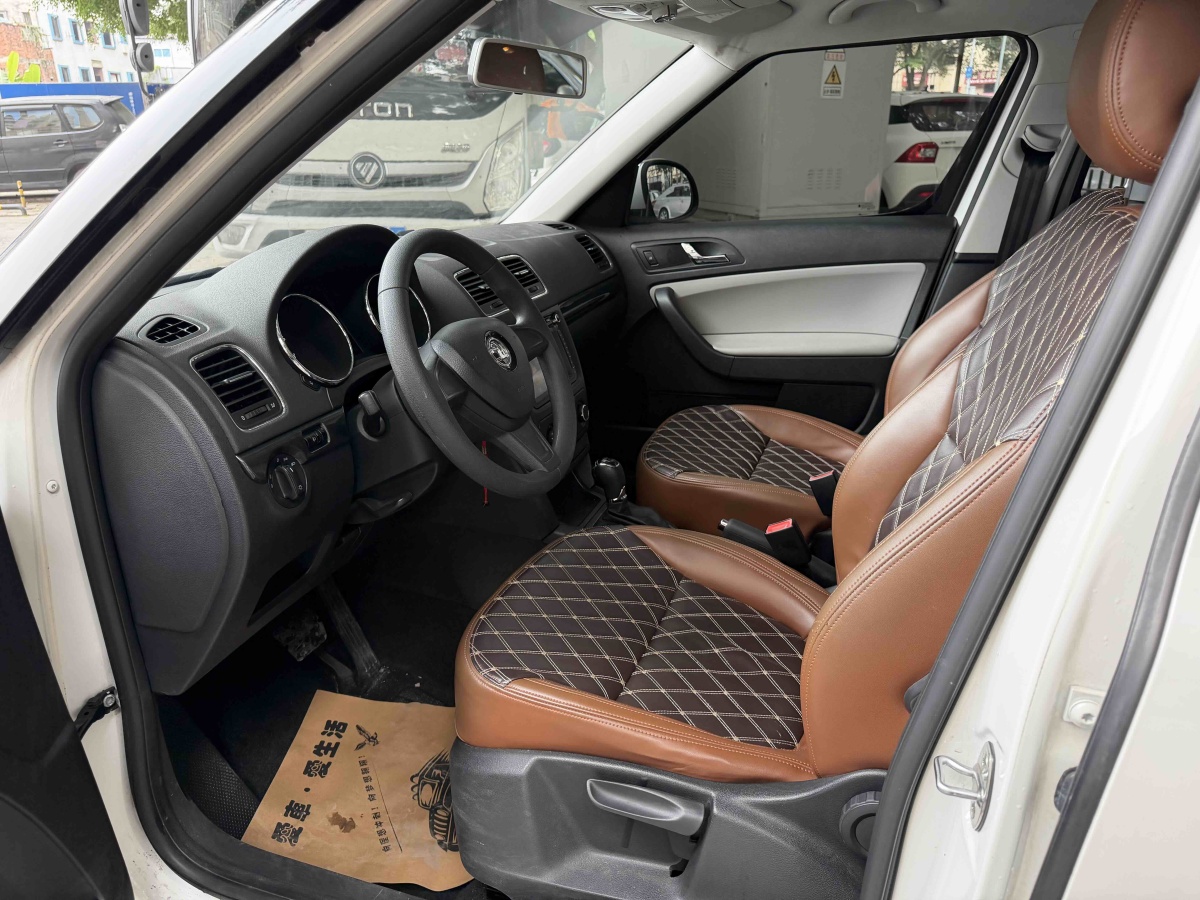 Skoda Yeti 2016 immagine di auto #8