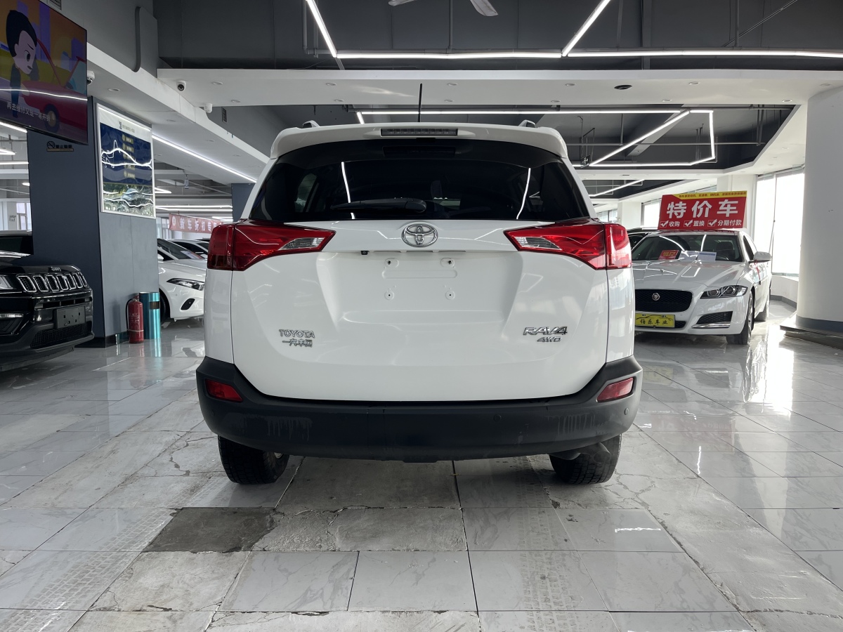 Toyota RAV4 2014 car image #8