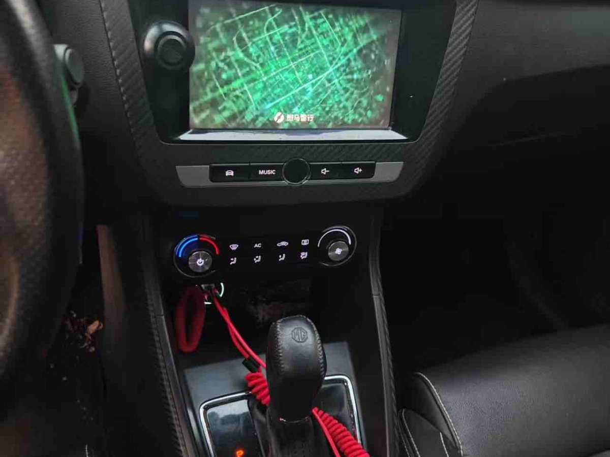 MG ZS 2017 #8 MG ZS 2017 car image #8