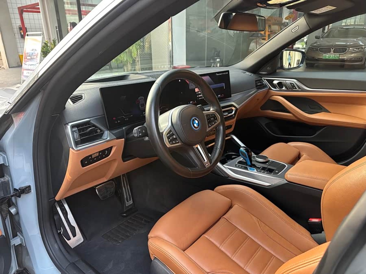 BMW i4 M50 2023 car image #8