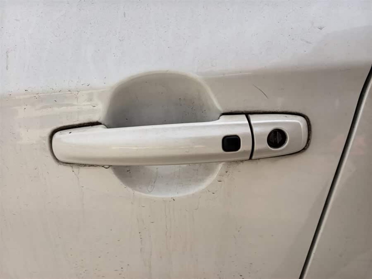 Suzuki S-Cross 2017 immagine di auto #8