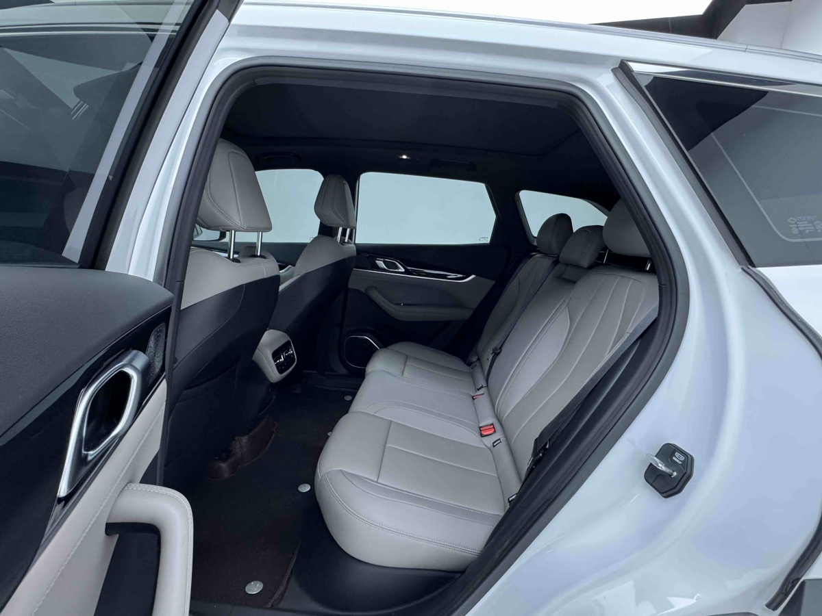 GEELY Boyue L 2025 #8 GEELY Boyue L 2025 car image #8