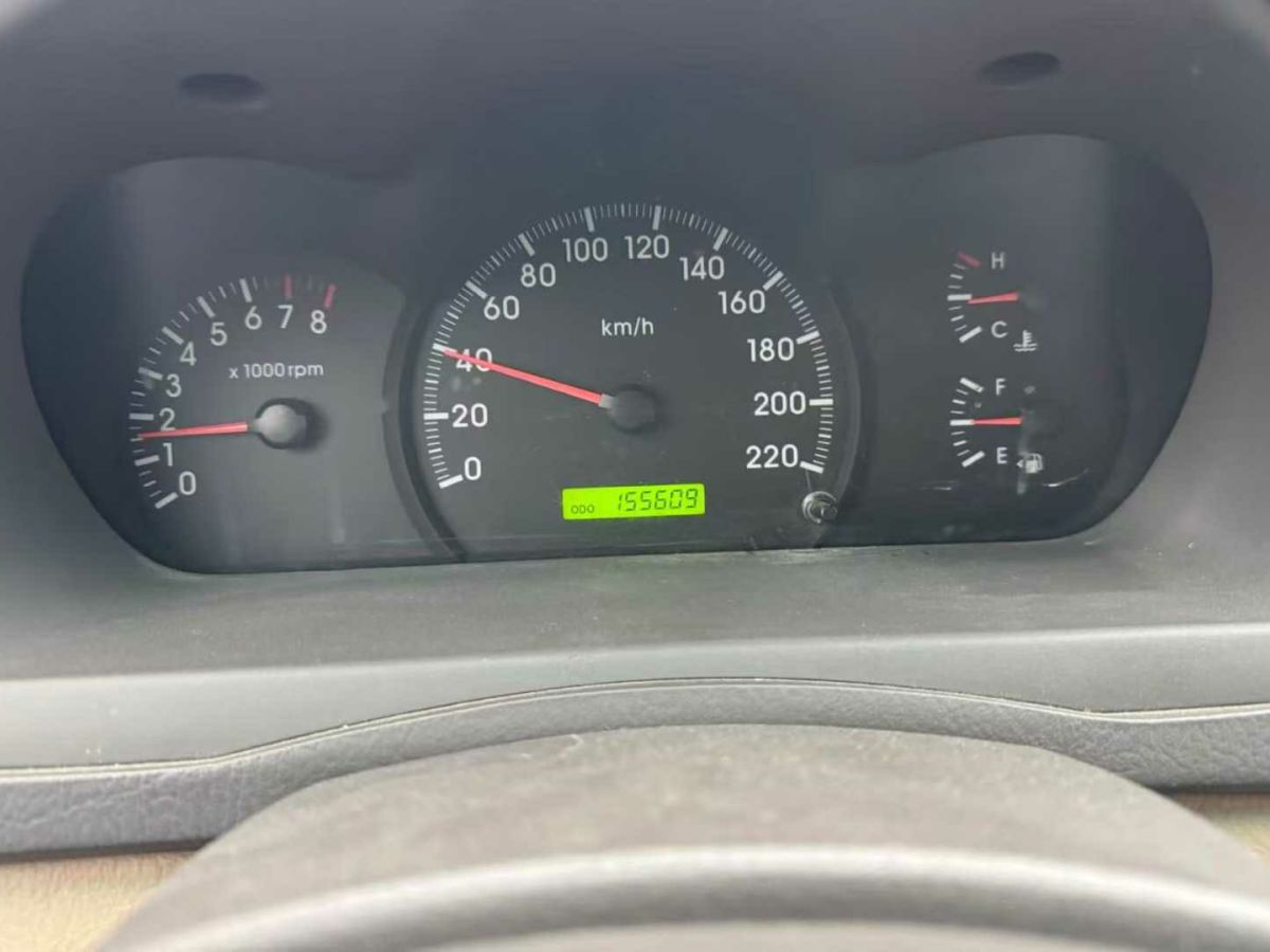 起亚 赛拉图 2005 汽车图片 #8