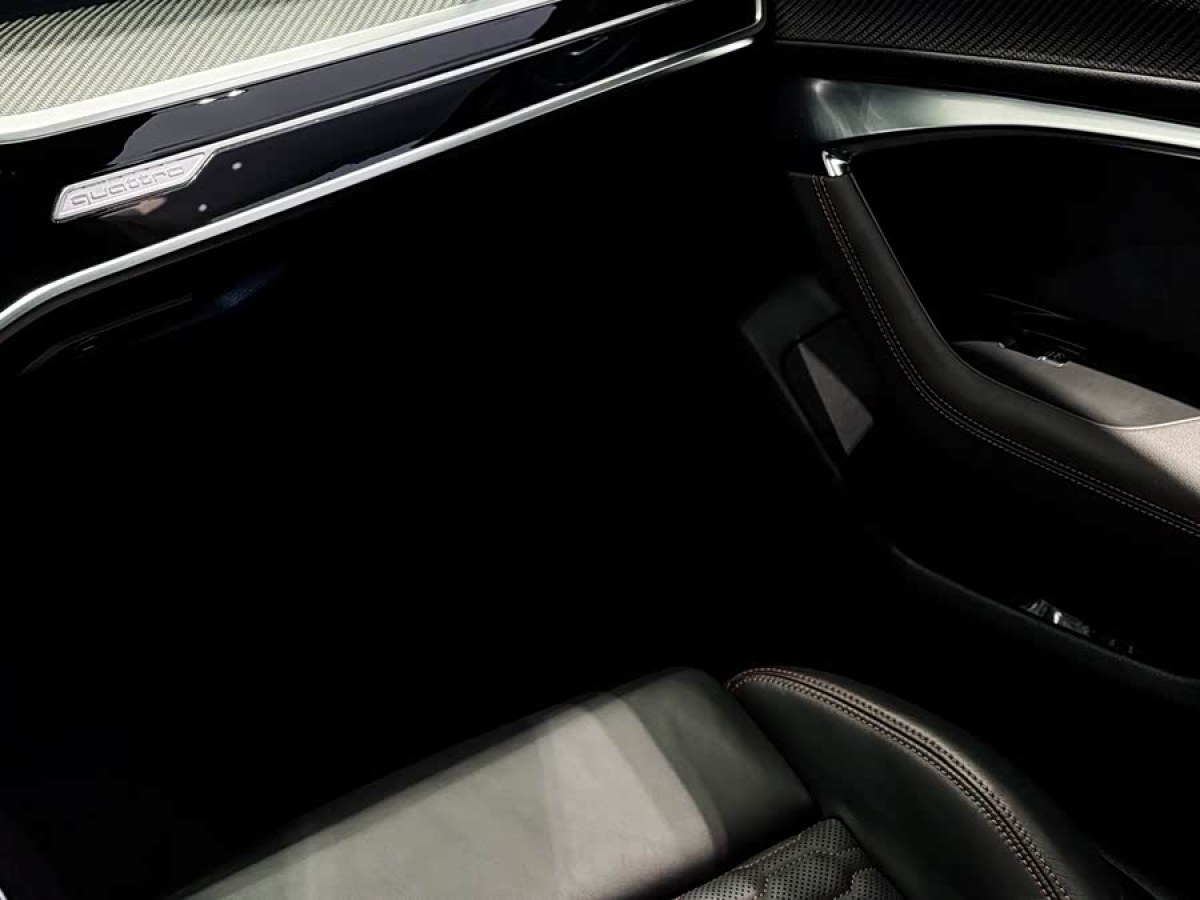 Audi 2021 car image #8