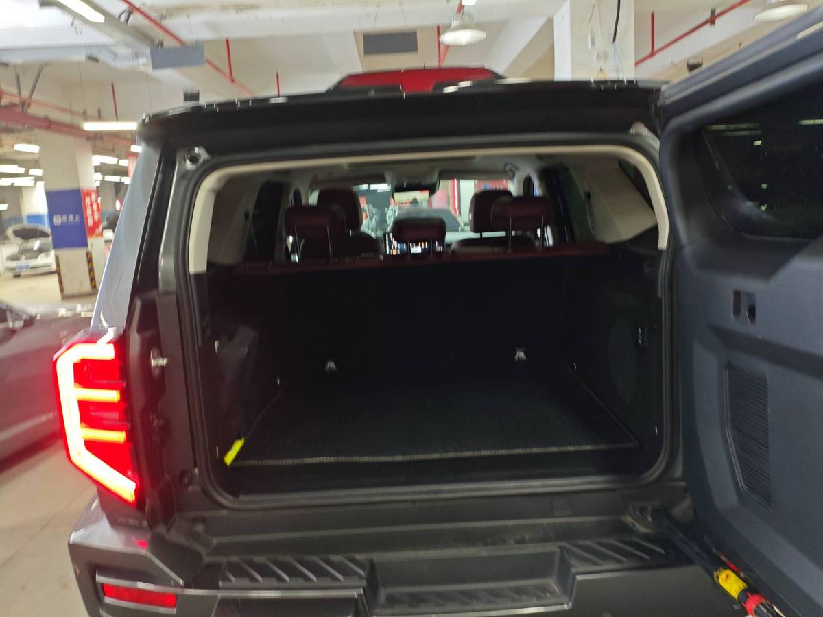 Tank 400 New Energy 2024 #8 Tank 400 New Energy 2024 car image #8