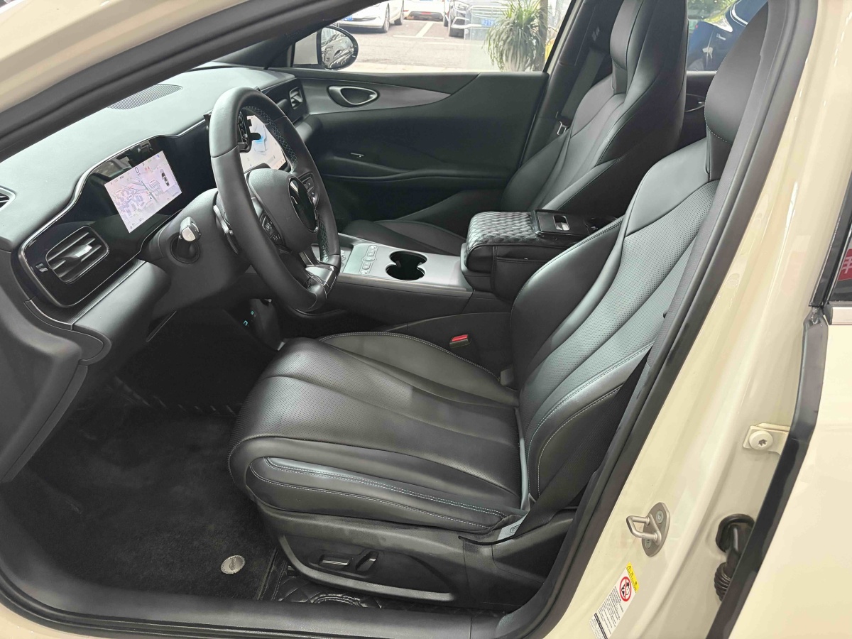BYD 2025 #8 BYD 2025 immagine di auto #8
