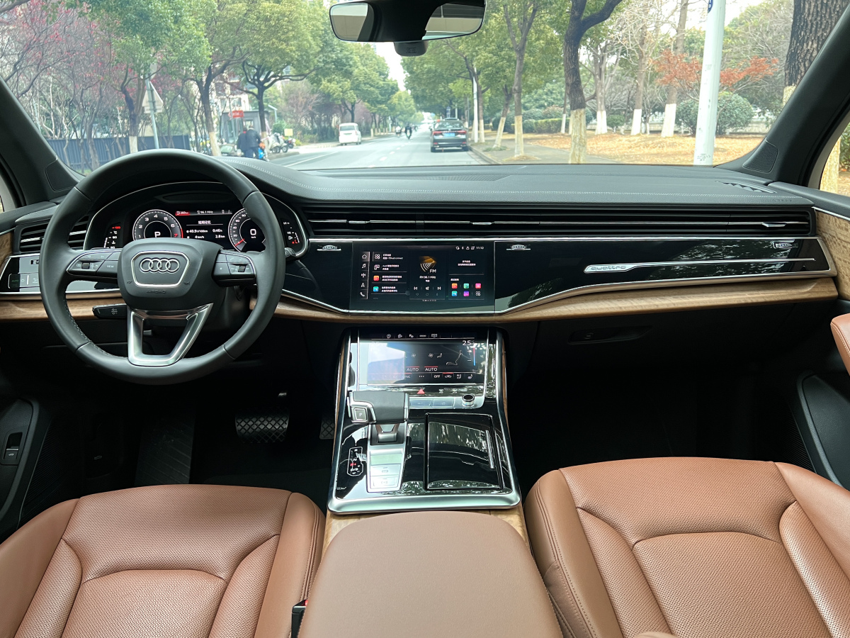 Audi Q7 2023 #8 Audi Q7 2023 car image #8