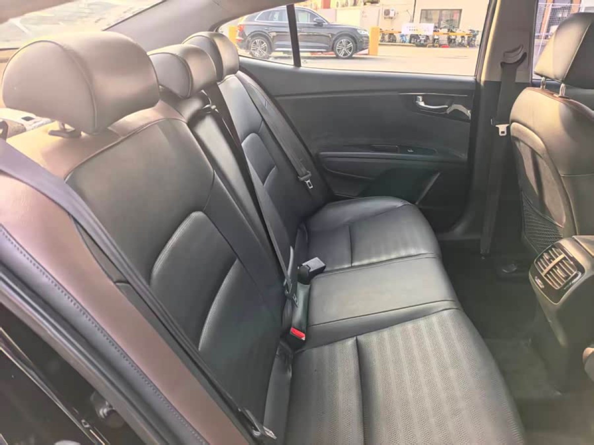 Kia K5 2019 изображение автомобиля #8