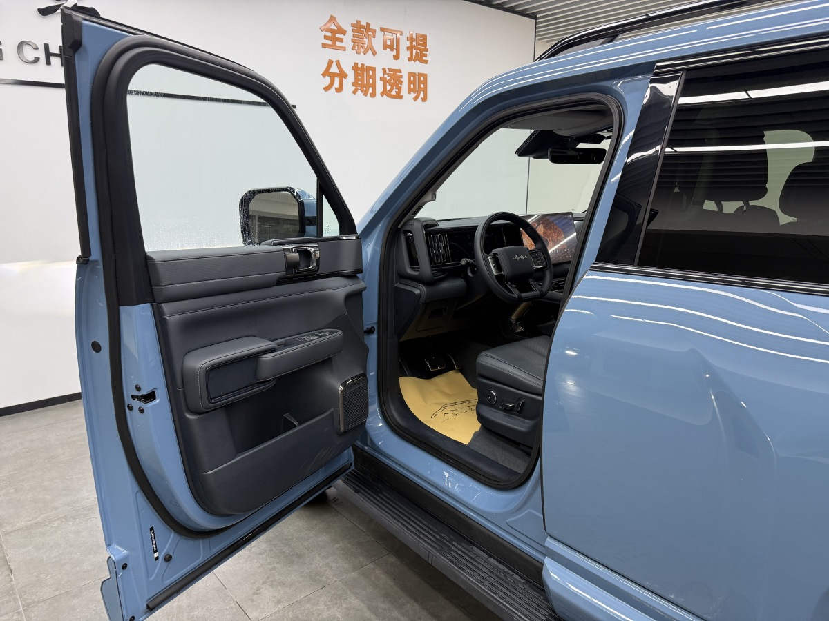 FangChengBao Leopard 5 2025 car image #8