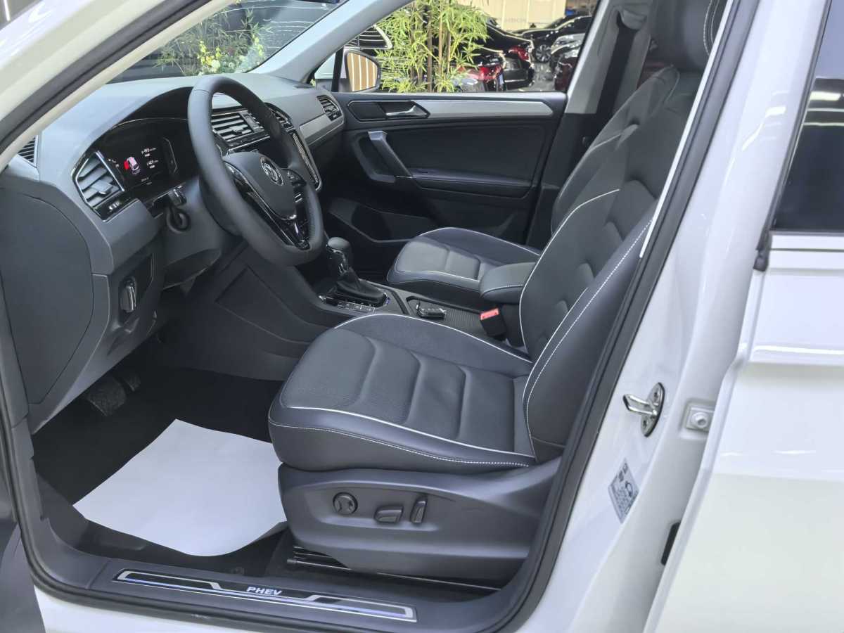 Volkswagen Tiguan L New Energy 2020 изображение автомобиля #8