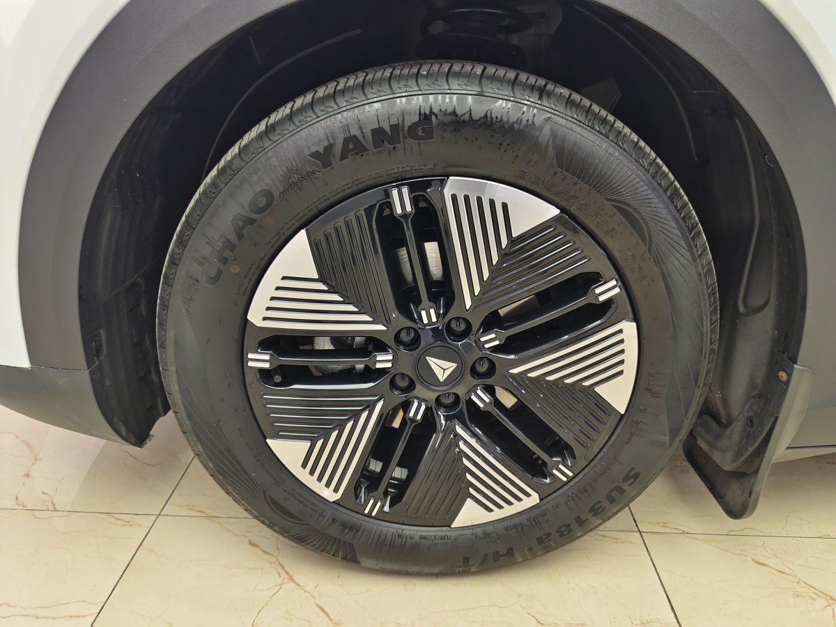 Deepal S05 2025 car image #8