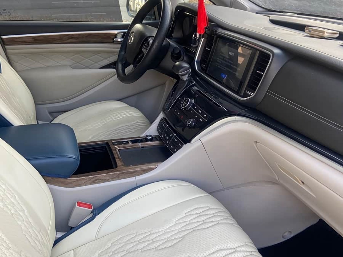 GAC Trumpchi M8 2018 car image #8