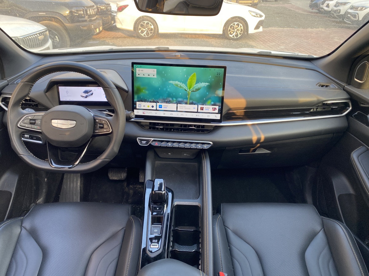 GEELY Coolray 2024 car image #8