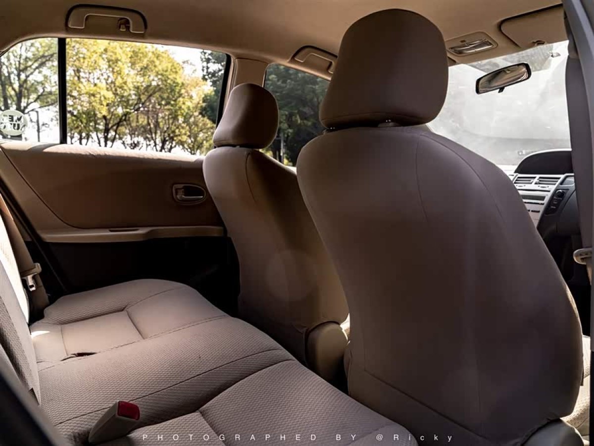 Toyota Yaris 2010 imagem de carro #8