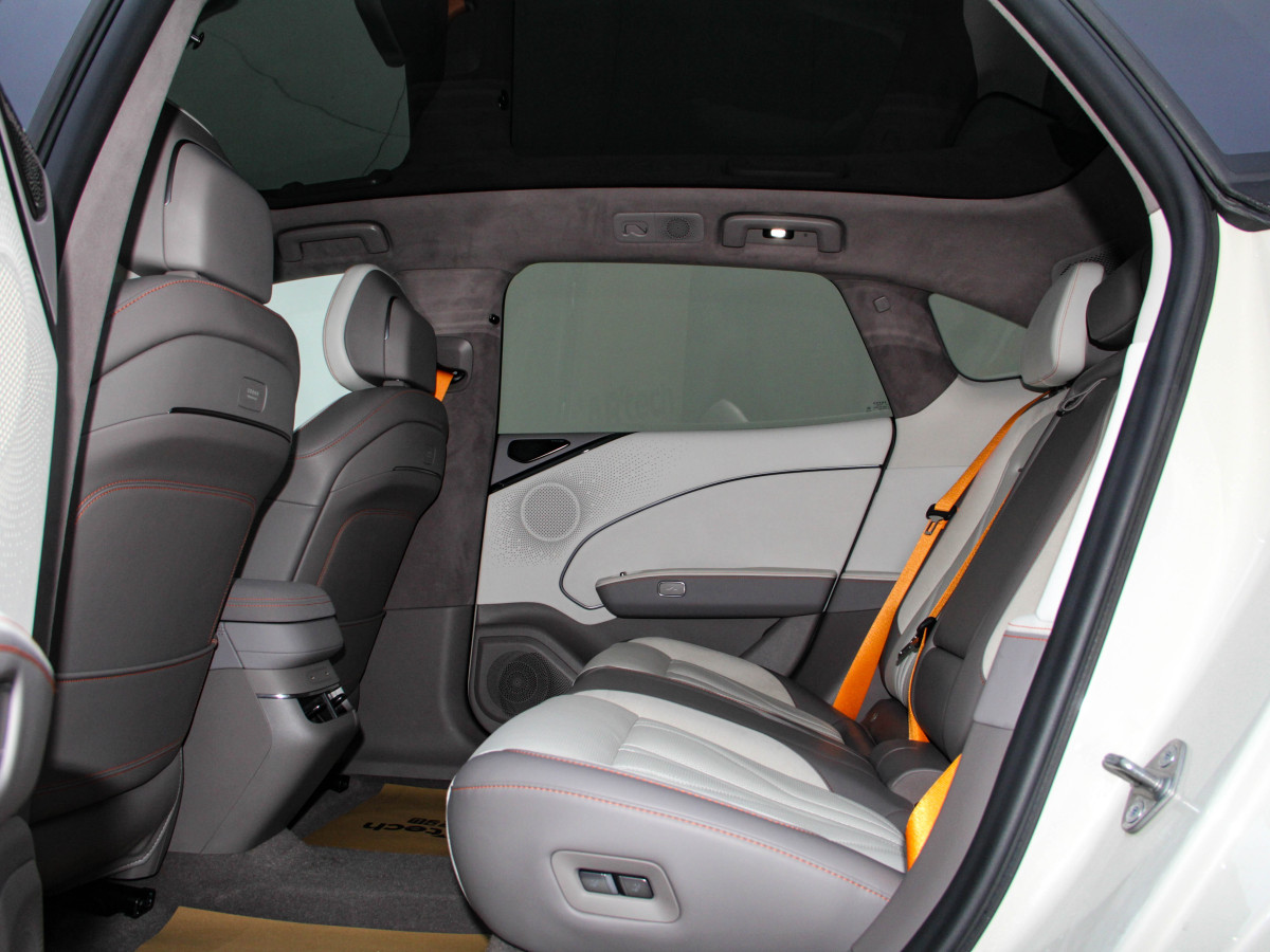 极氪 极氪007GT 2025 汽车图片 #8