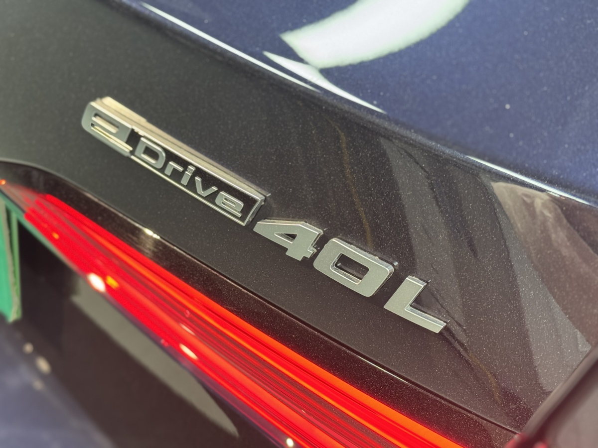 BMW i5 2025 car image #8