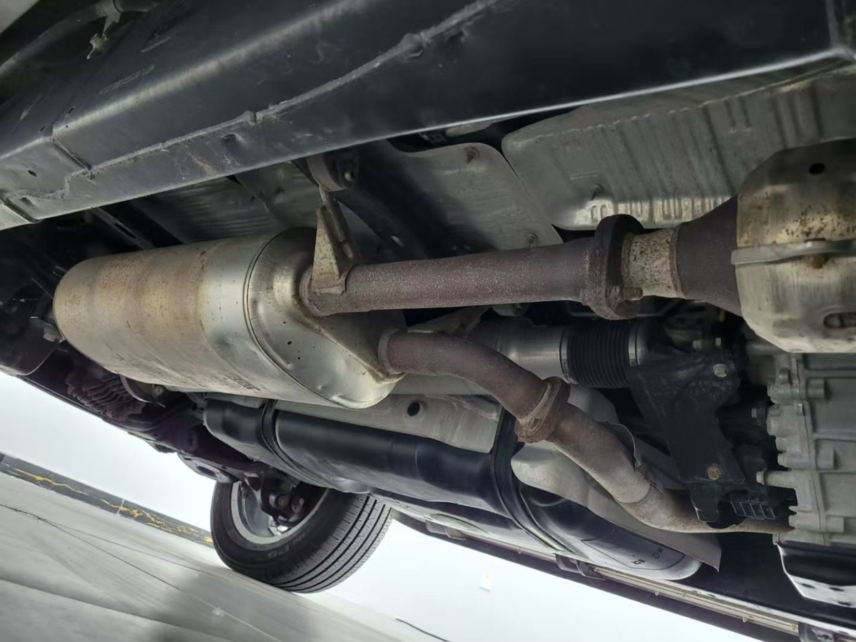 丰田 红杉 2015 汽车图片 #8