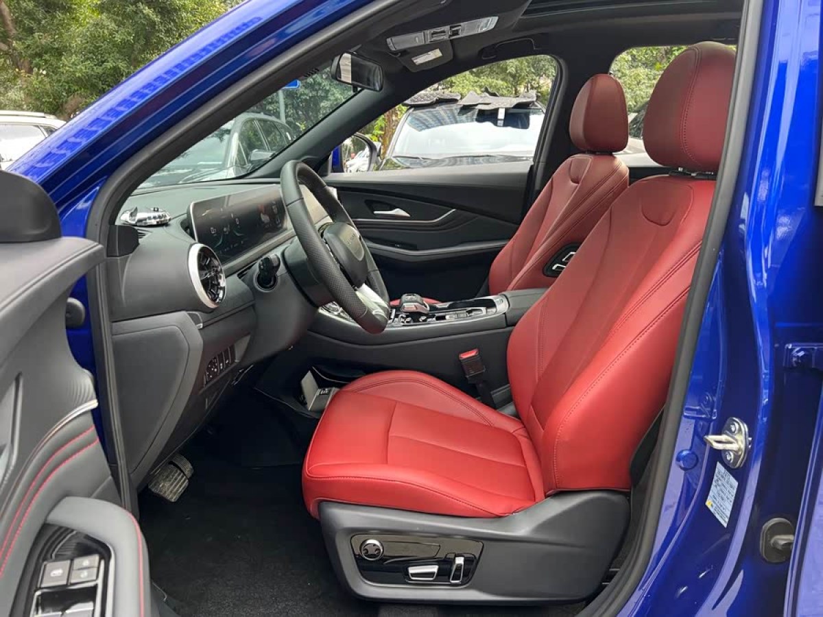 Forthing T5 EVO 2021 #8 Forthing T5 EVO 2021 صورة سيارة #8