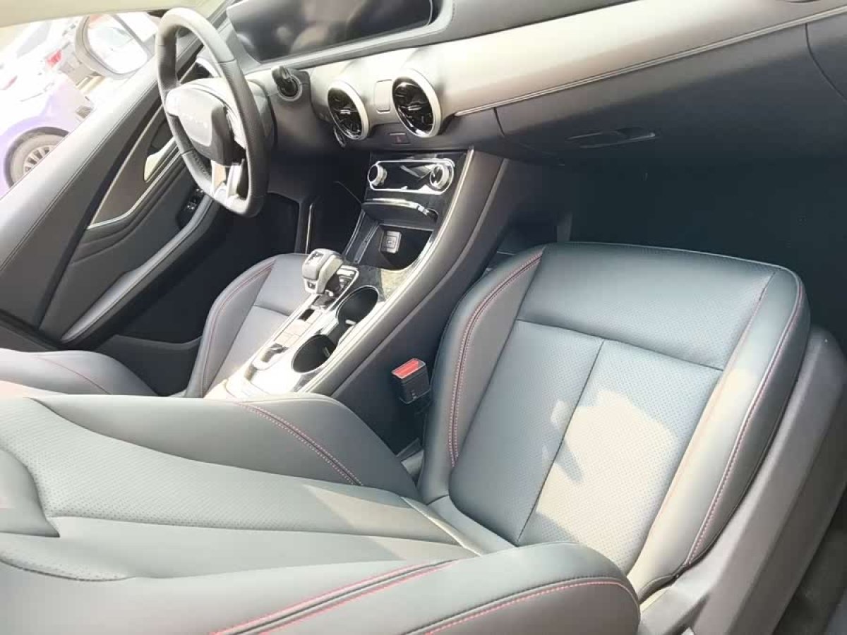 Forthing T5 EVO 2022 car image #8