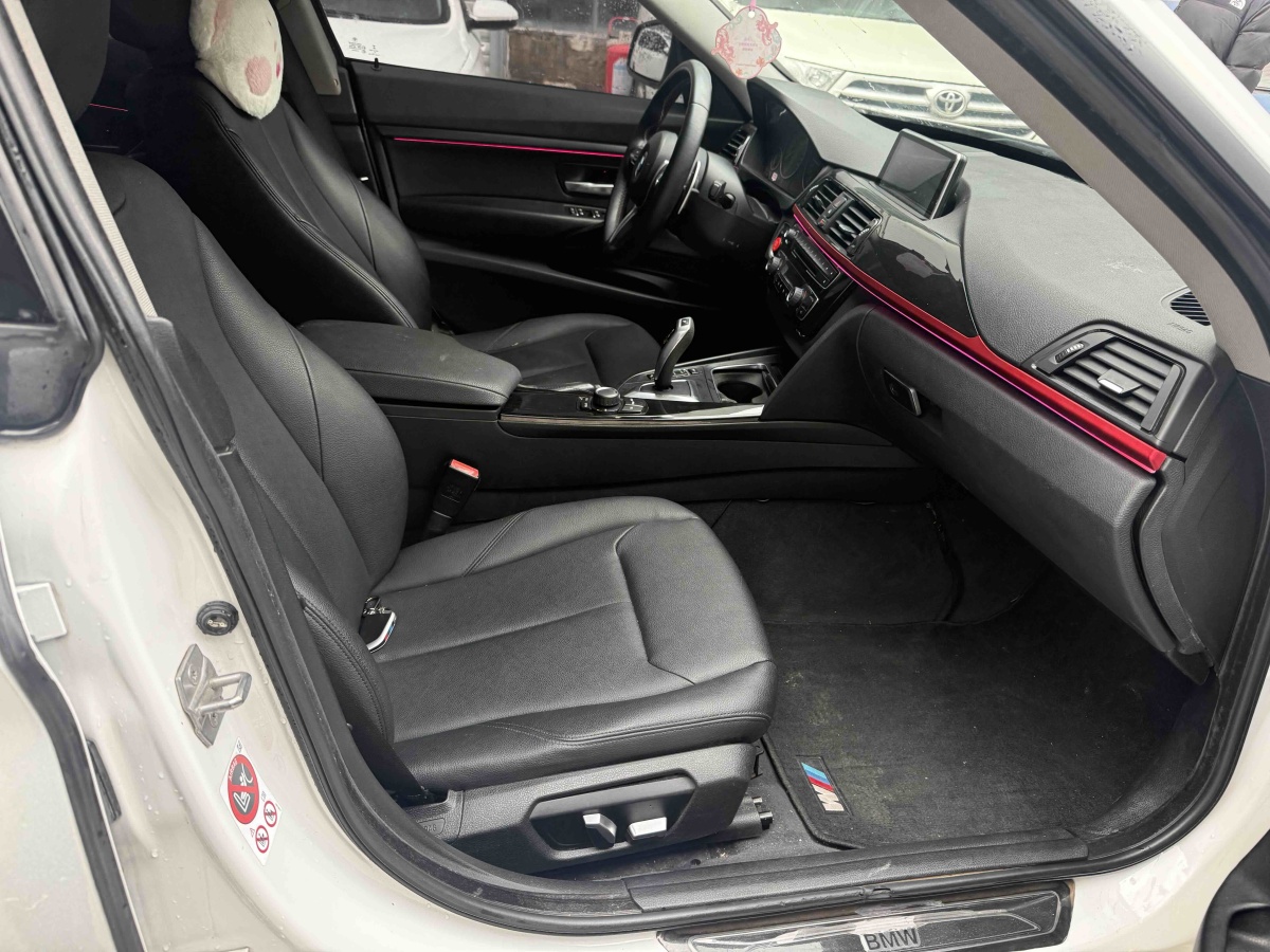 BMW 3 Series GT 2016 immagine di auto #8