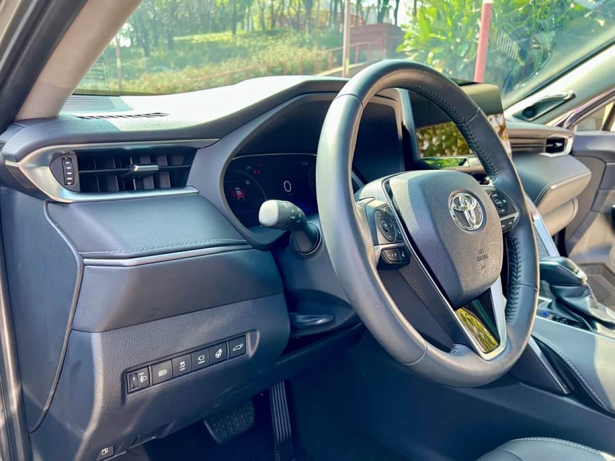 Toyota Harrier 2021 car image #8